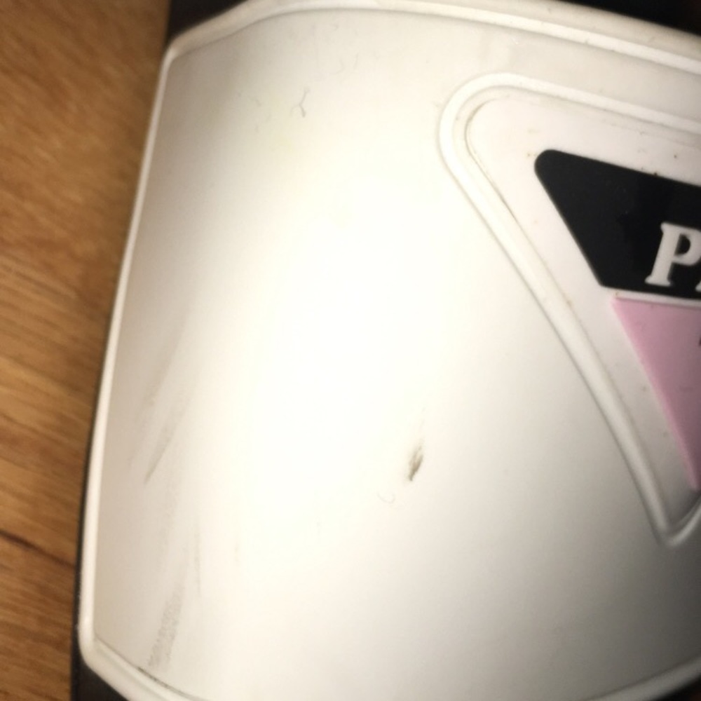 Authentic Prada rubber slides - Picture 7 of 8